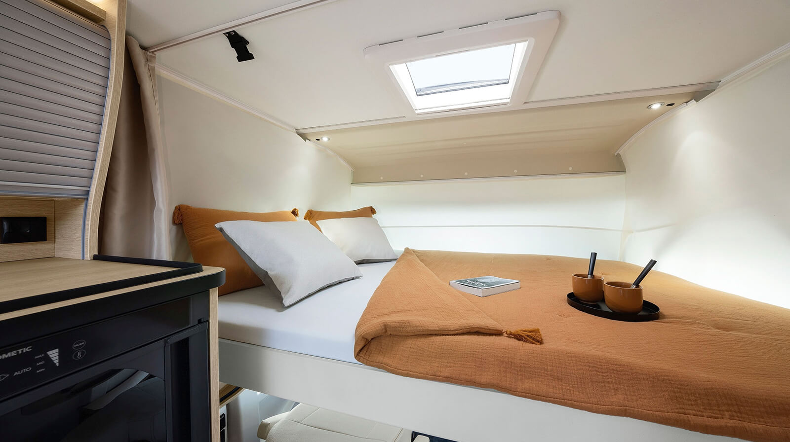Interior photos RAPIDO Camper 854F