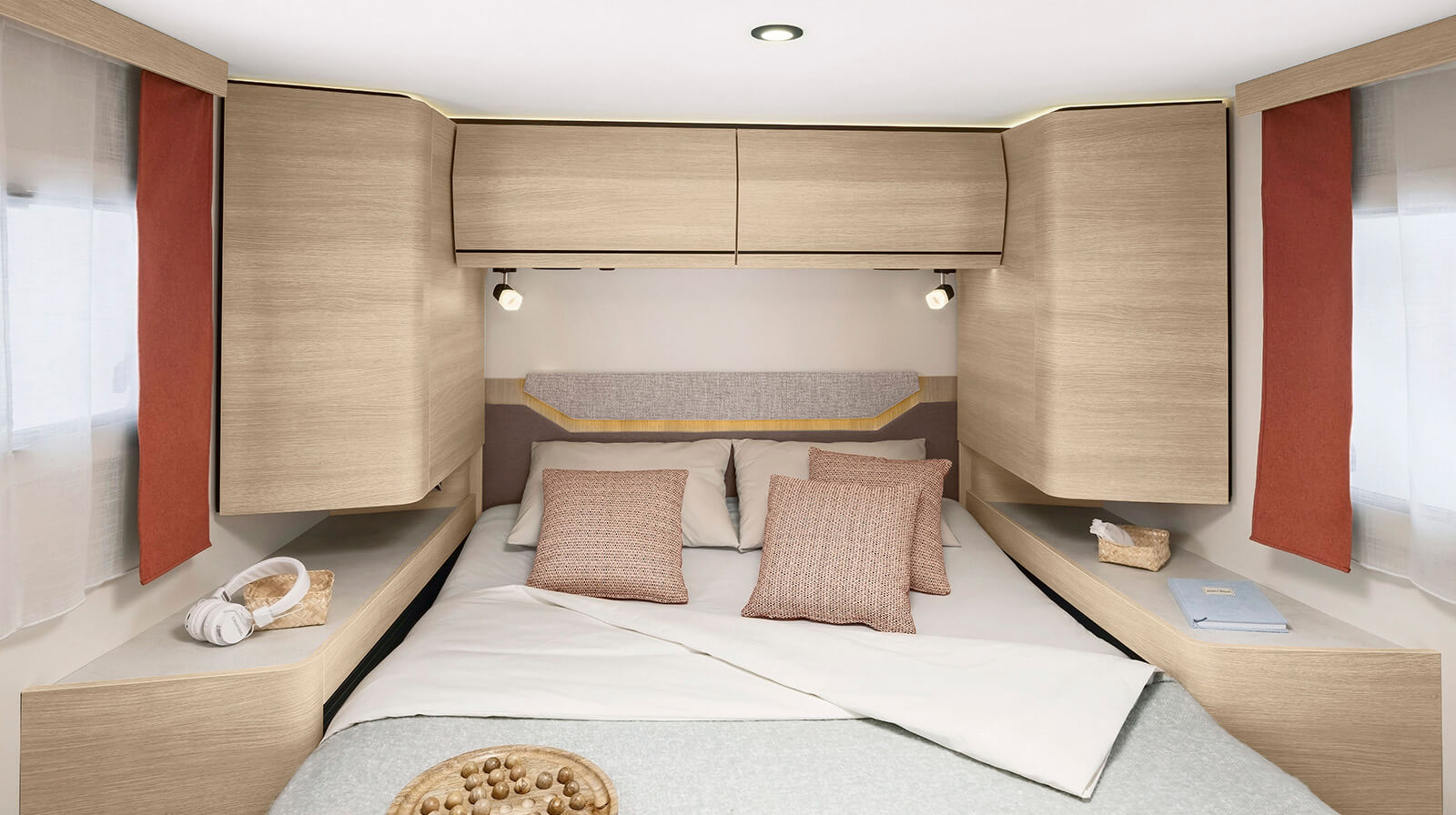 Interior photos RAPIDO Camper C86i