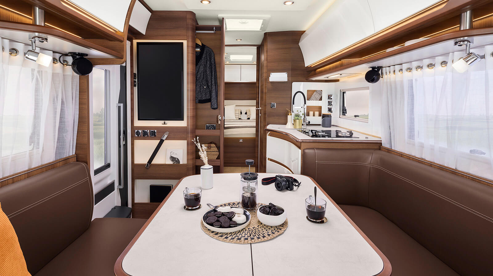 Interior photos RAPIDO Camper i196M