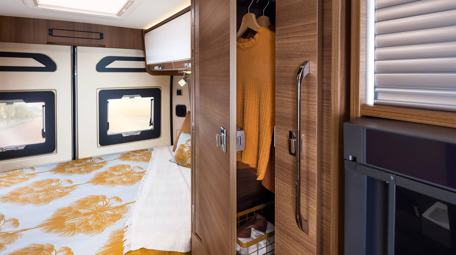 Interior photos RAPIDO Camper V55